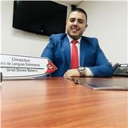 Niños, adultos y universitarios